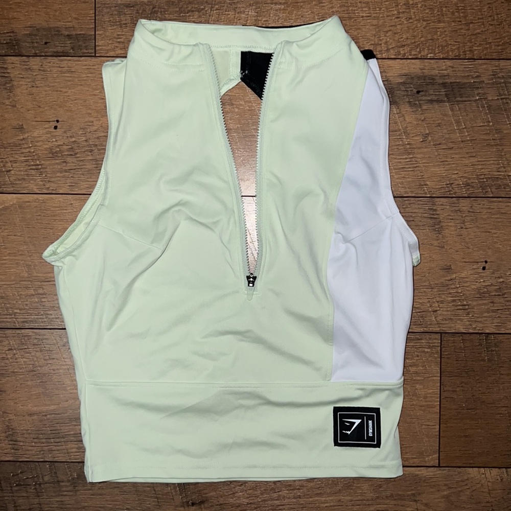 Gymshark Top - Picture 3 of 3